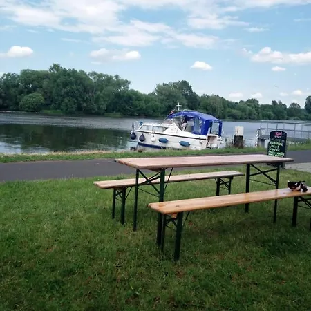 český Bufík - Stanové Tábořiště Parque de Campismo *